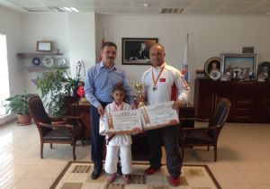 Gemlikli Karatecilerde Erzurum sevinci