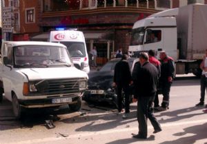 Gümüşhane yolunda trafik kazası: 3 yaralı