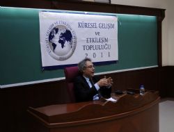 Grassi Türk-İtalyan İlişkileri’ni anlattı