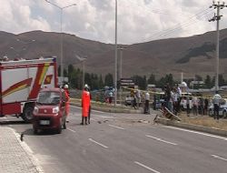 Horasan’da trafik kazası: 4 yaralı