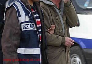 Erzurum da 1 akademisyen gözaltına alındı