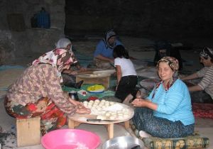 Tortum’da kadınlardan ramazan seferberliği