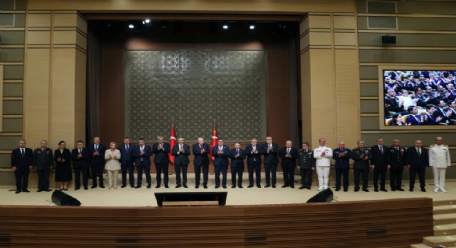 'Rabbim Devletimizi payidar, Milletimizi aziz eylesin'