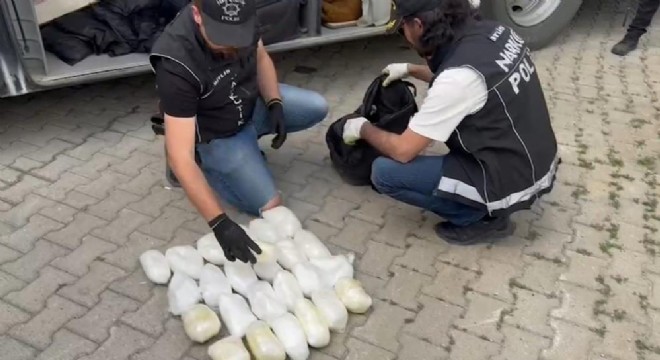 13 kilo metanfetamin ele geçirildi