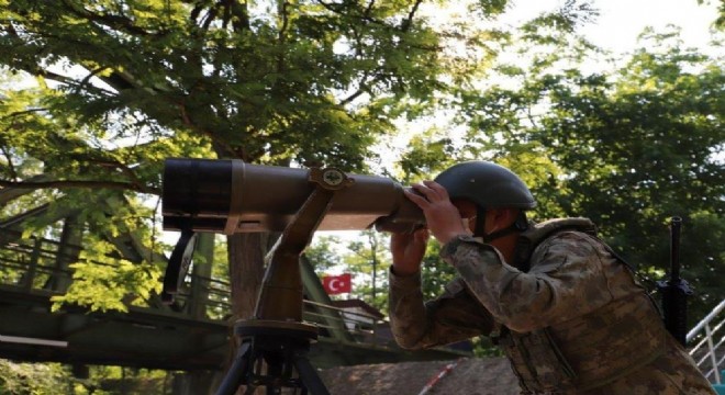 14 FETÖ/PKK’lı yakalandı