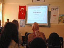Öğretmenlere diş sağlığı dersi