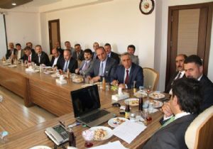 Erzurum’un eğitim vizyonu sorgulandı