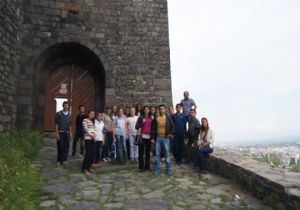 Manisa’dan Erzurum’a kültür köprüsü