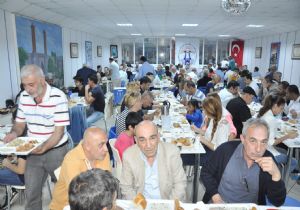 Gurbetteki Dadaşlar hayırda yarışıyor