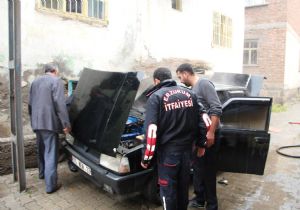 Oltu Arslanpaşa’da araç yangını