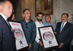 Akdağ ve Eroğlu’na Demokrasi teşekkürü