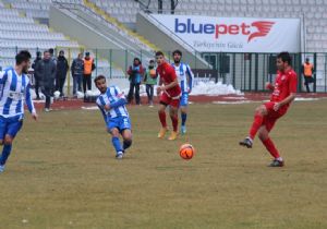 Erzurumspor 4 takımla yarışıyor