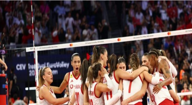 A Milli Kadın Voleybol Takımı Sırbistan karşısında