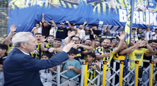 Aziz Yıldırım FB taraftarıyla buluştu