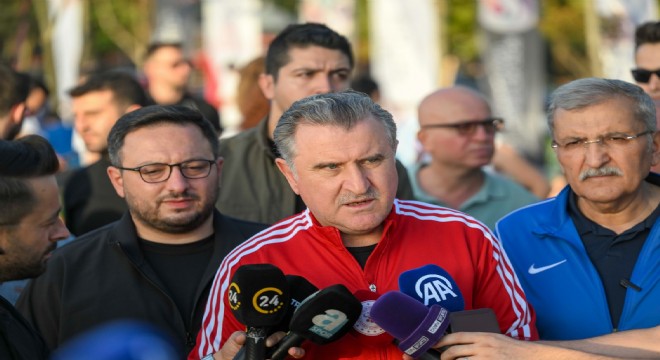 Bak: ‘Herkesi spor yapmaya davet ediyoruz’