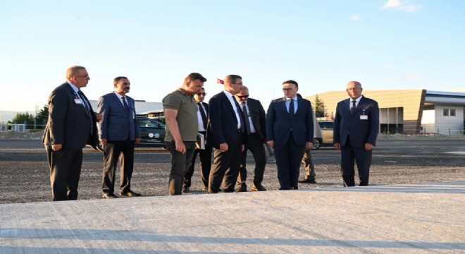 Baruş Havalimanında incelemelerde bulundu