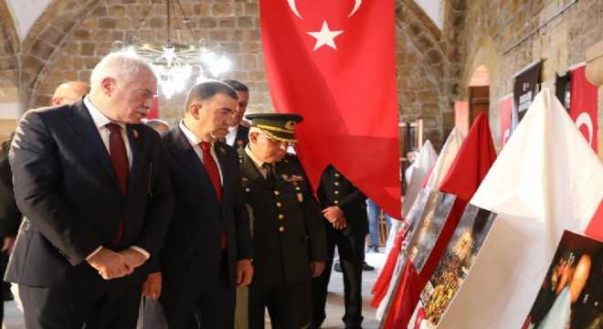 Bayburt'ta 15 Temmuz konulu fotoğraf sergisi açıldı