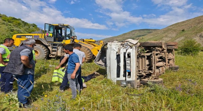 Bingöl yolunda trafik kazası: 2 yaralı
