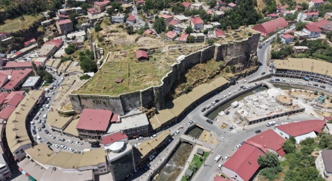 Bitlis Kalesi'nde kazılar büyük ölçüde tamamlandı