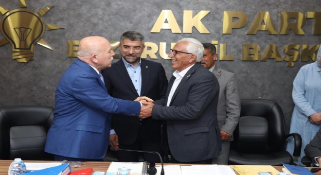 CHP’li meclis üyesi AK Parti’ye geçti