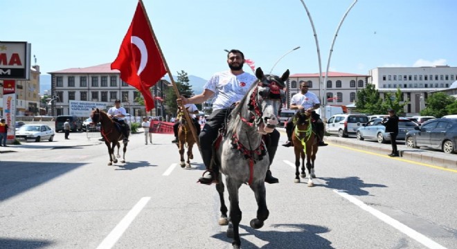 Dadaşlar milli coşkuda yarıştı