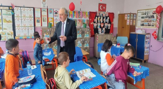 ERVAk öğrencillerin 23 Nisan sevincine ortak oldu