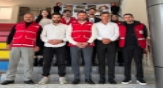 ETÜ öğrencilerinden anlamlı destek: 'Gazze’ye nefes ol' kampanyasıyla Kızılay’a bağış