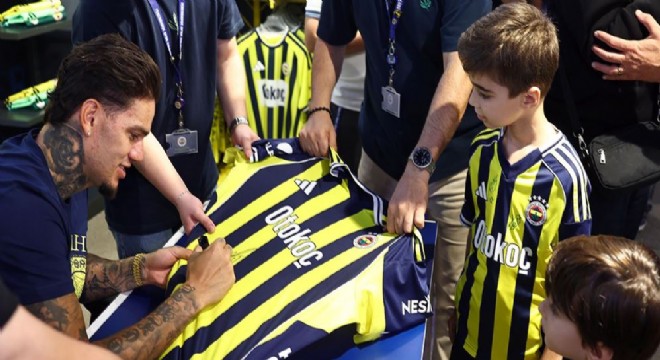 Ederson, sarı-lacivertli taraftarla buluştu