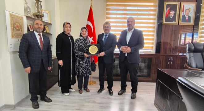 Emekli öğretmenden örnek bağış