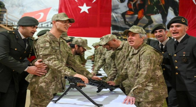 Engelleri aştılar, asker oldular