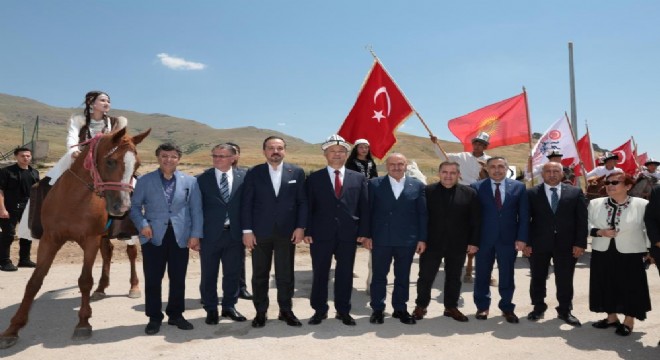 Erciş'te '12. Ulupamir Kültür Şöleni'