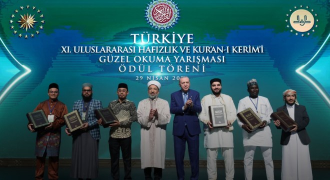 Erdoğan: Müslümanlar olarak zorlu bir dönemden geçiyoruz