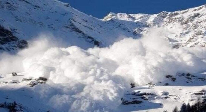Erzurum’a 3 günde 3 çığ düştü