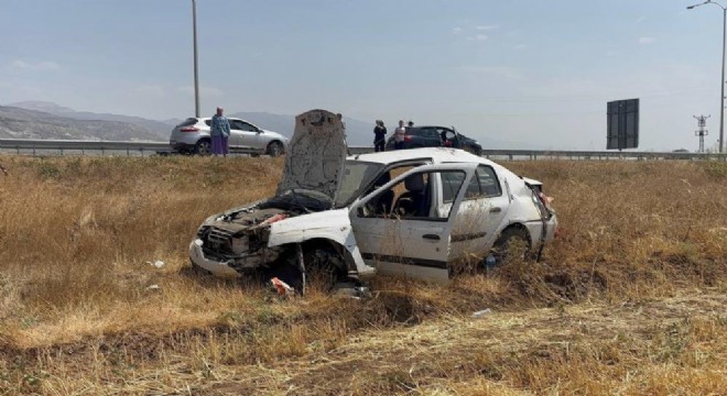 Erzurum’a gelirken kaza geçirdiler