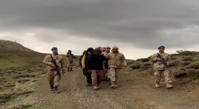 Erzurum’da Jandarmadan kaçak göçmen operasyonu