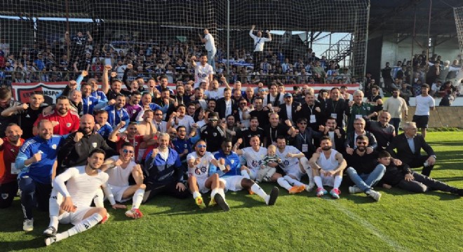Erzurumspor FK maçtan sonra şampiyonluğunu kutladı
