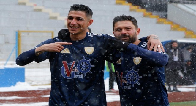 Erzurumspor zirveye, Eren gol krallığına yürüyor