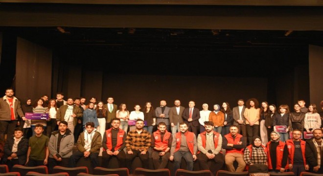 Gençler Tiyatro için yarıştı