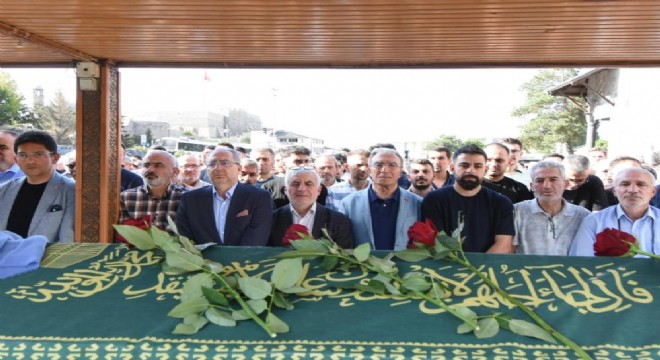Hızarcı dualarla uğurlandı