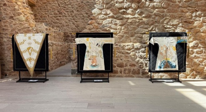 İshak Paşa Sarayı'ndaki dualı gömlekler sergisi