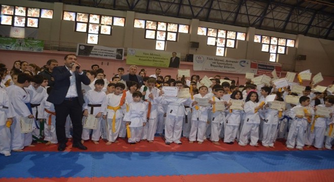 Karatecilerin kuşak heyecanı