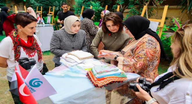 Karnavas bezi Kahire'de tanıtıldı