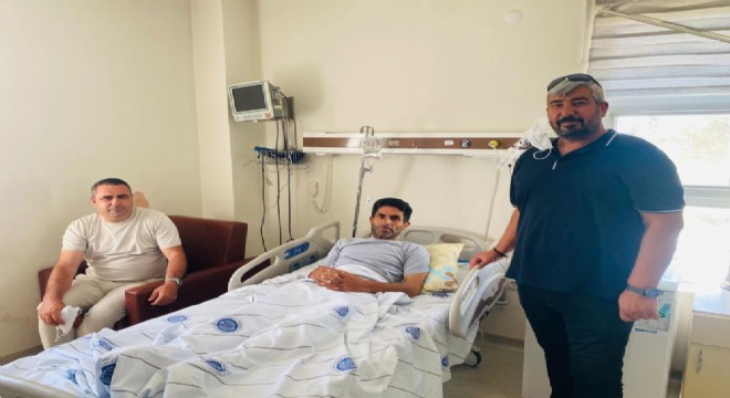 Kenenin ısırdığı yetiştirici hastaneye kaldırıldı