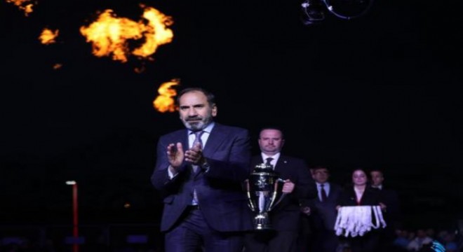 Kupayı Otyakmaz verdi