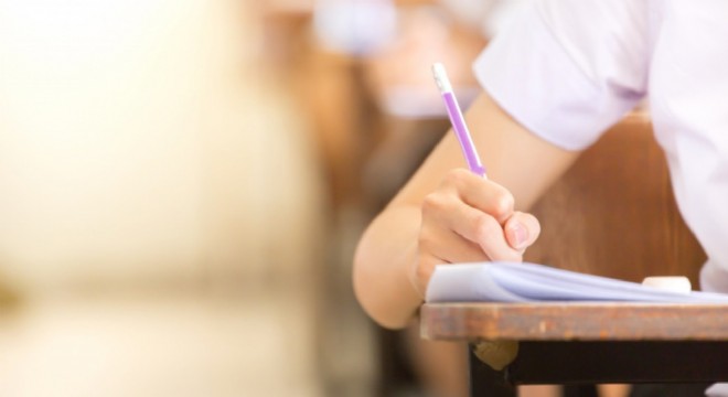 MEB ‘Ortak Yazılı Sınav Sistemi’ne (OYSS) geçiyor.