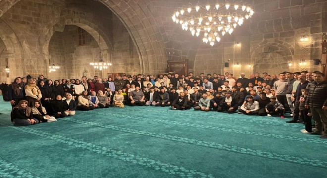 Öğrencilerden cami buluşmaları