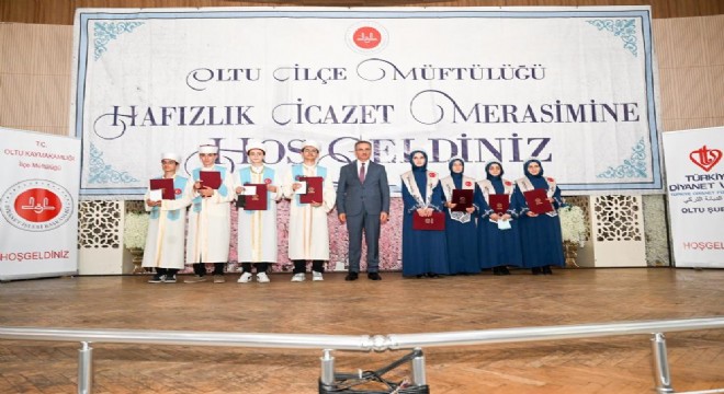 Oltu'da 54 hafız icazet aldı