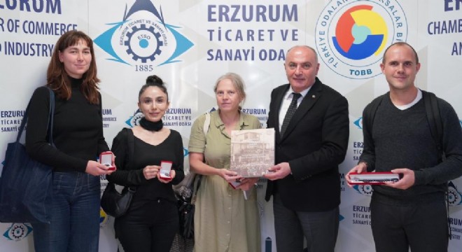Özakalın İFRI HEyetine Erzurum'u tanıttı