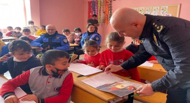 Polisten öğrencilere ‘rol model’ ziyareti