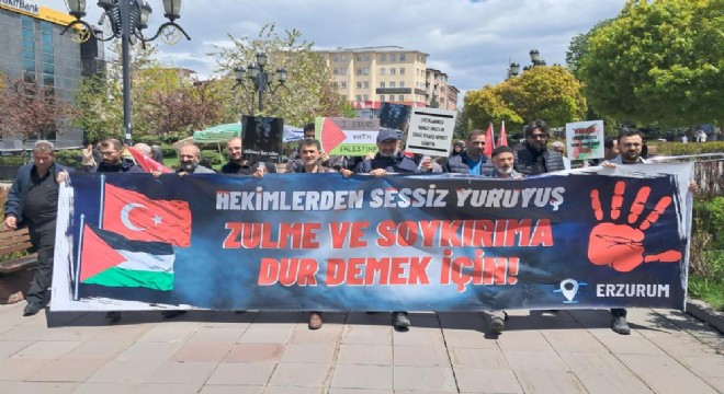 Sağlıkçılar Gazze için yürüdü